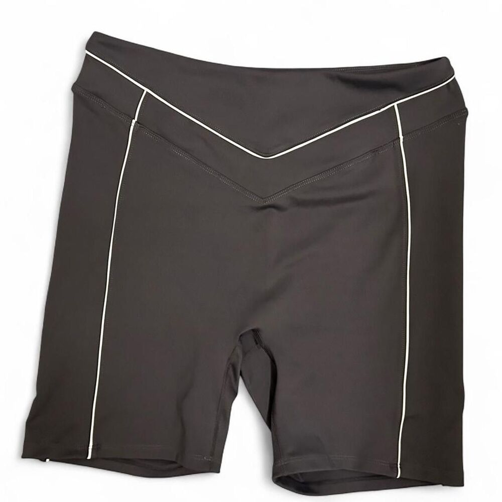 Women’s Black Jean-Style Active Shorts with Contrast Piping
